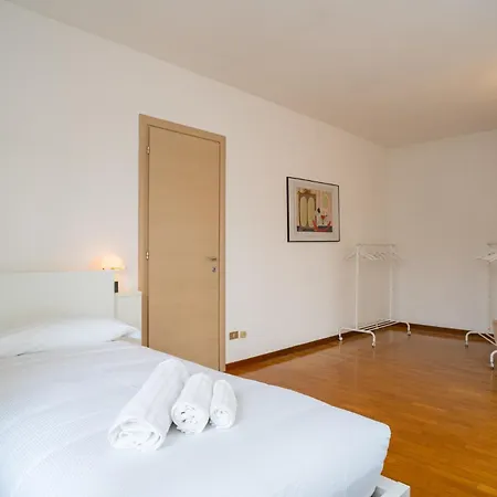 Manzoni Loft شقة